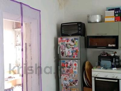 Отдельный дом · 3 комнаты · 81.5 м² · 10 сот., Л.Толстого — Г. Лукманова за 10 млн ₸ в Таразе