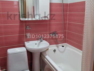 1-комнатная квартира · 42 м² · 4/10 этаж, 4-й мкр 5 за 8 000 ₸ в Актау