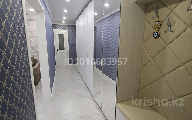 3-бөлмелі пәтер · 70 м² · 5/9 қабат, Жабаева — Дворец школьника, бағасы: 43 млн ₸ в Петропавловске — фото 2