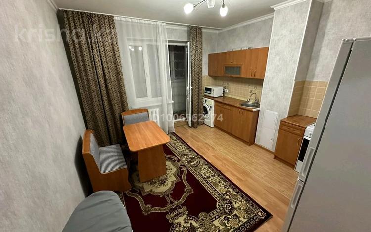 1-комнатная квартира · 37 м² · 4/10 этаж, Алихан Бокейхан 10 — Пересечение Керей и Жанибек хандар и Алихана Бокейхана за 180 000 ₸ в Астане, Есильский р-н — фото 2
