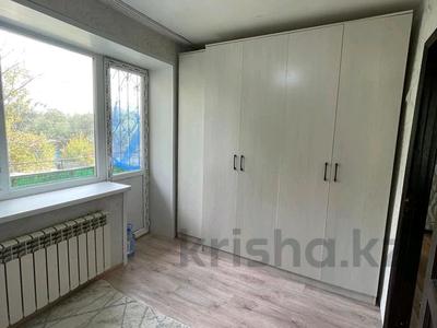 2-комнатная квартира · 46 м² · 5/5 этаж, Жетысу 8 за 15 млн ₸ в Талдыкоргане, мкр Жетысу