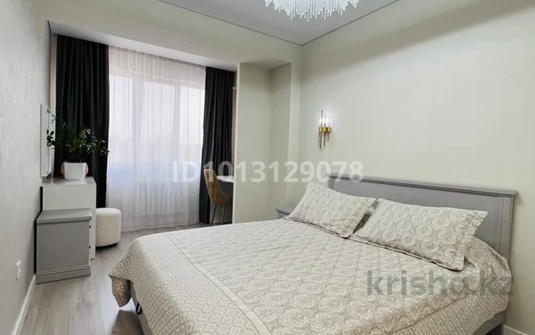 3-бөлмелі пәтер · 70 м² · 4/13 қабат, Есенова 160/3, бағасы: 64 млн ₸ в Алматы, Жетысуский р-н — фото 2