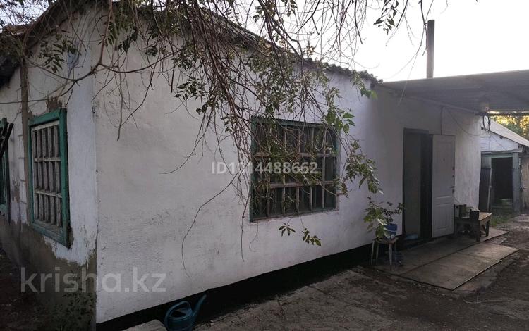 Отдельный дом · 3 комнаты · 74.2 м² · 10 сот., Горняков 7 за 7 млн ₸ в Каражале — фото 3