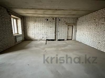 2-комнатная квартира · 89.6 м² · 9/9 этаж, Достоевского за 32 млн 〒 в Семее