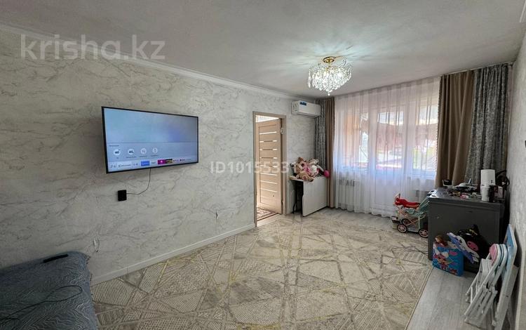 2-бөлмелі пәтер · 44.5 м², Алашахан 9, бағасы: 9 млн ₸ в Жезказгане — фото 2