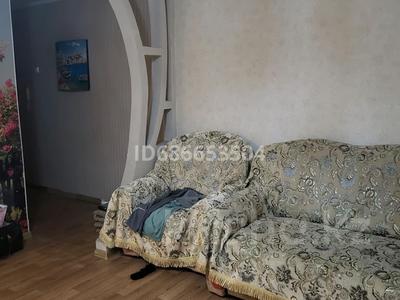 2-комнатная квартира · 45 м² · 2/4 этаж, Утепбаева 4/26 — Рядом баня, остановка рядом,Small,трц Авенью за 180 000 ₸ в Семее