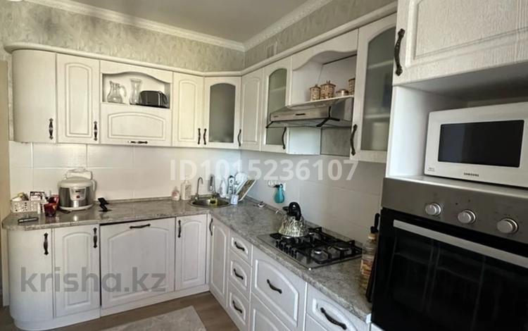 2-бөлмелі пәтер · 65 м² · 4/5 қабат, Бурабай 13 — Жанкожа Батыра, бағасы: 23 млн ₸ в Актобе, мкр. Курмыш — фото 2