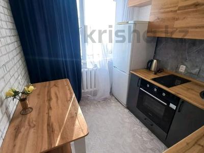 Пәтерлер в Карагандинской обл.: 1-бөлмелі пәтер · 33 м² · 1/5 қабат, Майкудук, Майкудук, мкр Восток-2, бағасы: 130 000 〒 1-бөлмелі пәтер · 33 м² · 1/5 қабат, Майкудук, Майкудук, мкр Восток-2, бағасы: 130 000 〒 в Караганде, Алихана Бокейханова р-н
