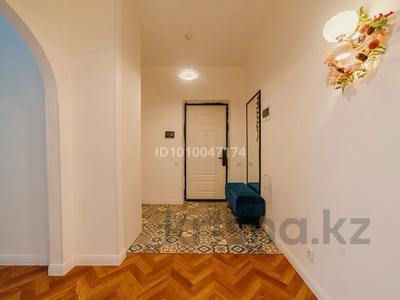 2-комнатная квартира · 81 м² · 10/12 этаж, Туран 43/3 за 430 000 ₸ в Астане, Нура р-н