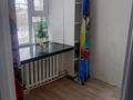 2-бөлмелі пәтер · 46 м² · 5/5 қабат, 12-шағынаудан 44, бағасы: 140 000 ₸ в Караганде, Алихана Бокейханова р-н — фото 6
