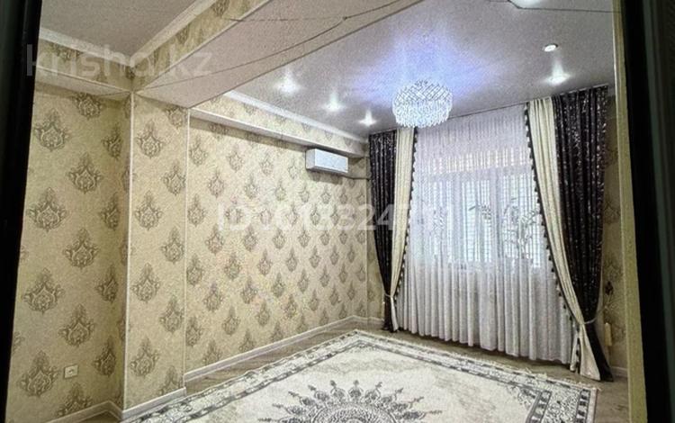 2-комнатная квартира · 66 м² · 2/9 этаж, 20-й мкр 29 за 250 000 ₸ в Актау — фото 2