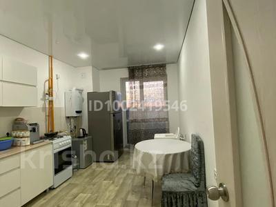 2-комнатная квартира · 63 м² · 3/5 этаж, мкр. Зачаганск пгт 19 — Мкн. Акжайык за 120 000 〒 в Уральске