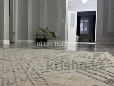 3-комнатная квартира · 130 м² · 2/5 этаж, Бр. Жубановых 11/3 за 57 млн ₸ в Хромтау