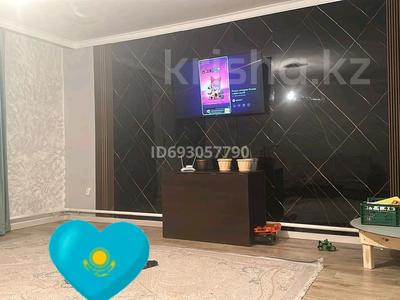 Отдельный дом • 6 комнат • 2013 м² • 10 сот., Тажибекова 10 за 26 млн 〒 в Кызылжаре