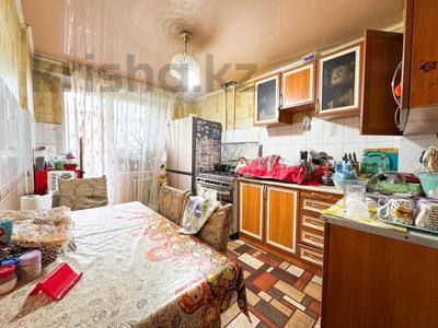 4-комнатная квартира · 80 м² · 3/5 этаж, Мкр самал за 23.3 млн 〒 в Талдыкоргане, мкр Самал