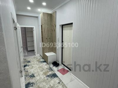 2-комнатная квартира, 70 м², 6/9 этаж посуточно, 17-й мкр 17/1 за 15 000 〒 в Актау, 17-й мкр