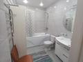 4-бөлмелі пәтер · 130 м² · 2/8 қабат, 14-ш/а. 59а, бағасы: 57 млн ₸ в Актау, 14-й мкр — фото 20