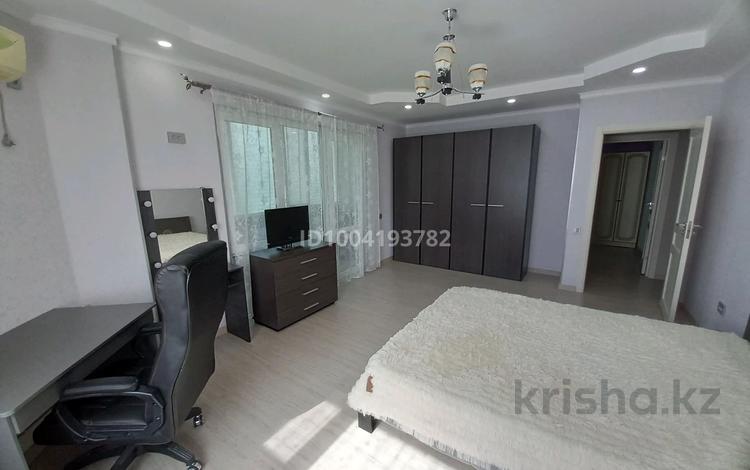 4-бөлмелі пәтер · 130 м² · 2/8 қабат, 14-ш/а. 59а, бағасы: 57 млн ₸ в Актау, 14-й мкр — фото 55