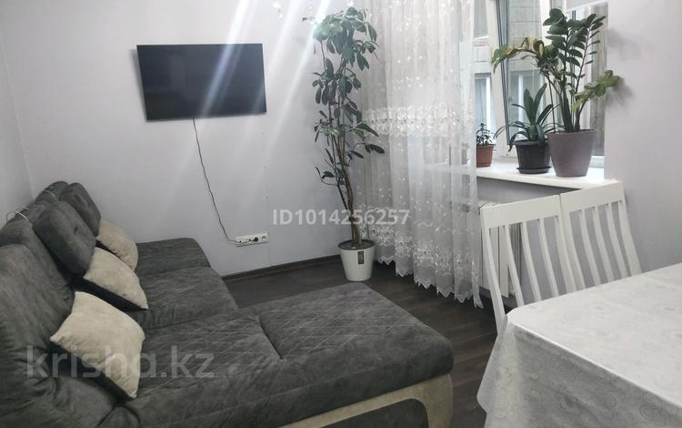 3-бөлмелі пәтер · 64 м² · 3/5 қабат, Жетісу-4 ш/а., бағасы: 400 000 ₸ в Алматы, Ауэзовский р-н — фото 2