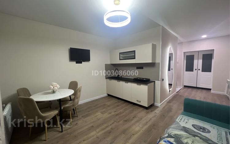 Магазины и бутики · 43 м² за 24.5 млн ₸ в Караганде, Казыбек би р-н — фото 9