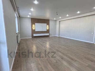 3-комнатная квартира · 136.5 м² · 10/10 этаж, Алихан Бокейхан 2 за 67 млн 〒 в Астане, Есильский р-н