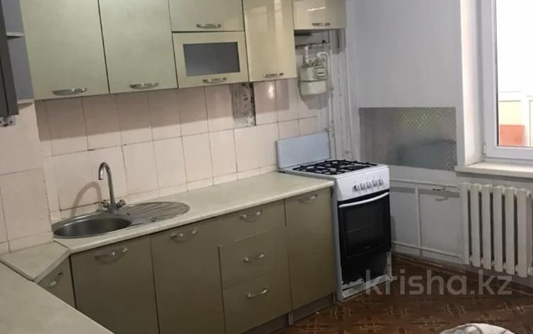 2-комнатная квартира, 40 м², 3/5 этаж помесячно, Каратал 45 за 120 000 〒 в Талдыкоргане, Каратал — фото 4