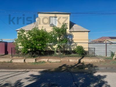 Отдельный дом · 3 комнаты · 115 м² · 10.7 сот., Ж.Шаяхметова 11 за 18 млн ₸ в Атырау, мкр Химпоселок