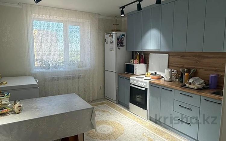 2-комнатная квартира · 83 м² · 7/9 этаж, Ладожская ул. 27к2 за 35 млн ₸ в Павлодаре — фото 2