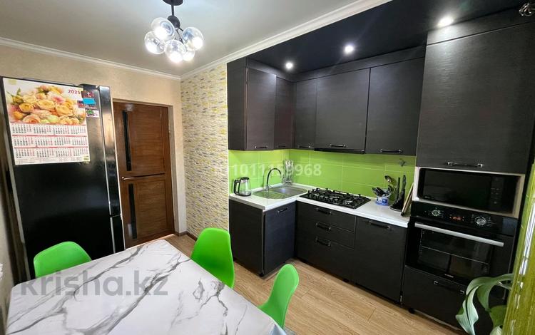 3-бөлмелі пәтер · 70 м² · 5/5 қабат, Гарышкер 2, бағасы: 18 млн ₸ в Текели — фото 2