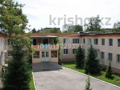 30-бөлмелі пәтер · 900 м² · 2 қабат, Бурова 20/1 — Орталыққа жақын, бағасы: 15 000 ₸ в Усть-Каменогорске