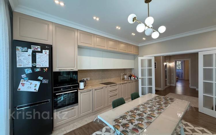 4-комнатная квартира · 166 м² · 2/5 этаж, мкр Юго-Восток, мкрн Степной-2 14/15 за 95 млн ₸ в Караганде, Казыбек би р-н — фото 2