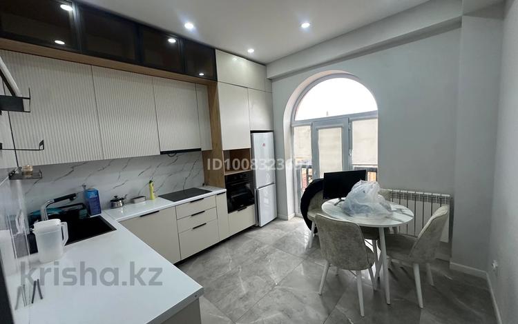 2-комнатная квартира · 84 м² · 16/16 этаж, 17-й мкр, ​17-й микрорайон 6 за 15 000 ₸ в Актау — фото 2