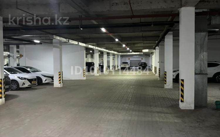Паркинг · Керей, Жанибек хандар 15, бағасы: ~ 1.7 млн ₸ в Астане, Есильский р-н — фото 2