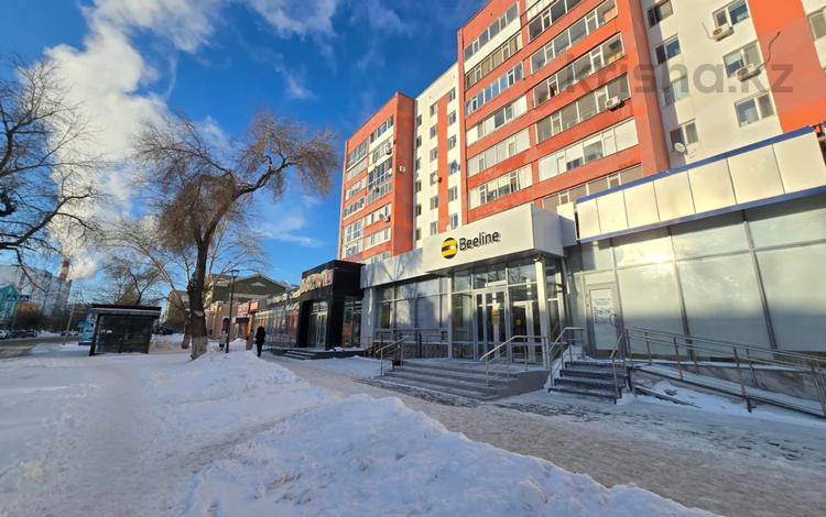 Дүкендер мен бутиктер · 1093 м², бағасы: 600 млн ₸ в Костанае — фото 3