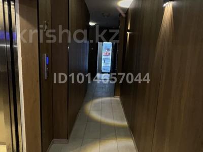 3-бөлмелі пәтер · 70.4 м² · 3/12 қабат, Кошкарбаева 1140, бағасы: 41.8 млн ₸ в 