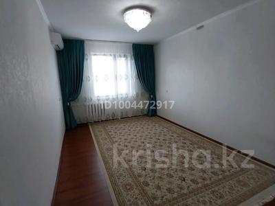 3-комнатная квартира · 67 м² · 4/5 этаж, мкр Шанхай, Ул.Маресьева 76/1 — Мед.Академия, налоговая, ксм, дом быта, тамаша за 200 000 ₸ в Актобе