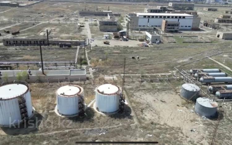 Промбаза · 8.6 га, мкр Акжайык, 1-й ряд 100 за 6 млрд 〒 в Атырау — фото 2