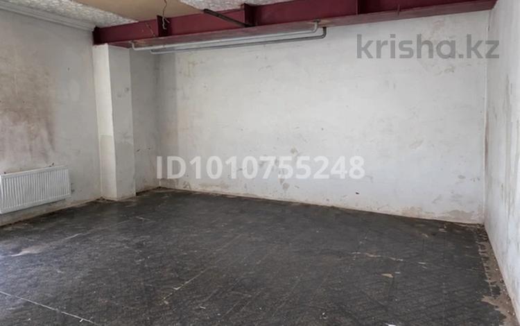 Офисы, склады, кабинеты и рабочие места · 130 м² за 325 000 ₸ в Астане, Сарыарка р-н — фото 2