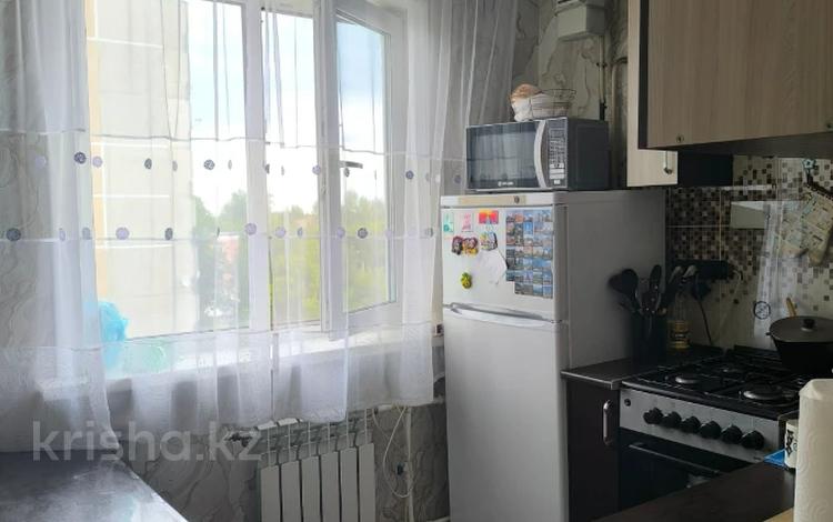 2-комнатная квартира · 46 м² · 5/5 этаж, Чайковского 13 — Ауэзова за 15.5 млн 〒 в Петропавловске — фото 9