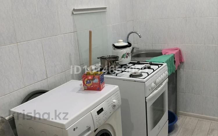 1-комнатная квартира · 37 м² · 4/4 этаж, 4 48 — Возле Отбасы банка за 10 млн ₸ в Жанаозен — фото 2