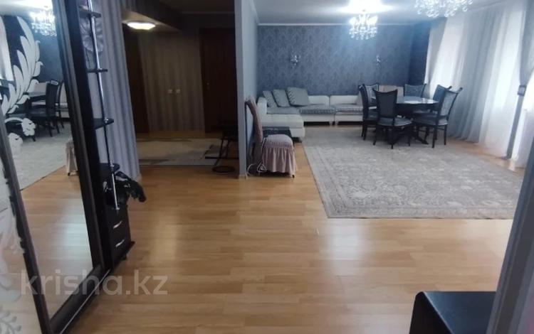 3-комнатная квартира, 113 м², 8/10 этаж, Пр. К.Сатпаева 36/2 за 48 млн 〒 в Восточно-Казахстанской обл. — фото 2