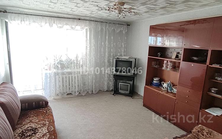2-комнатная квартира · 50 м² · 8/9 этаж, Курмангазы 154 — Магазин Школьник за 130 000 ₸ в Уральске, мкр Школьник — фото 2