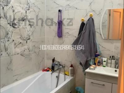 3-комнатная квартира · 80 м² · 4/5 этаж, мкр Нурсая 104 за 300 000 〒 в Атырау