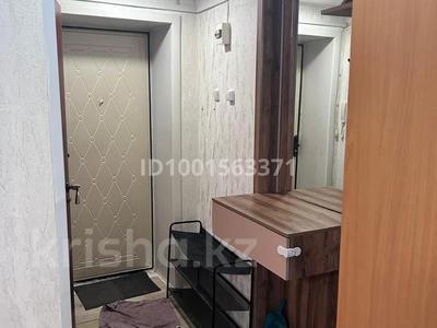 1-комнатная квартира · 33 м² · 2/4 этаж, Селевина 40 за 10 млн 〒 в Семее