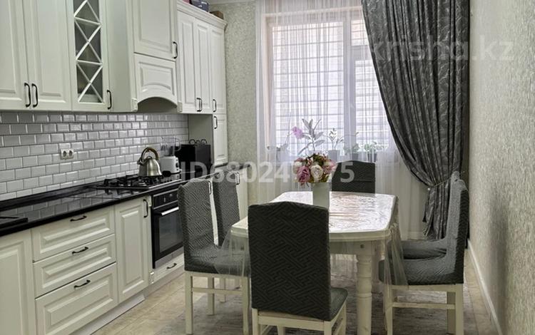 3-бөлмелі пәтер · 117 м² · 10/10 қабат, 19-й мкр 15, бағасы: 45 млн ₸ в Актау — фото 21