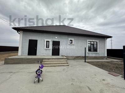 Отдельный дом · 5 комнат · 200 м² · 10 сот., мкр Аксай, Жібек жолы за 40 млн ₸ в Атырау