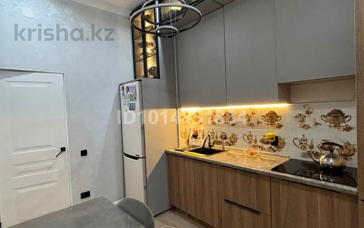 2-комнатная квартира · 50 м² · 14/15 этаж, 17-й мкр 87/4 за 20 млн ₸ в Актау — фото 2