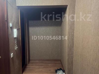 1-комнатная квартира · 42 м² · 2/5 этаж, мкр Аксай-4 43 — Пр.Улугбек - Бауыржан Момышулы за 200 000 〒 в Алматы, Ауэзовский р-н