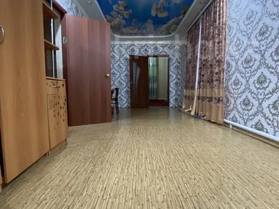 Отдельный дом · 3 комнаты · 81 м² · 5 сот., Тауелсиздик 49 за 13 млн 〒 в Уральске
