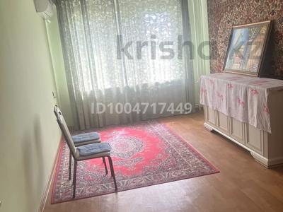 3-бөлмелі пәтер · 65 м² · 4/5 қабат, Макатаева 52 — Валиханова, бағасы: 600 000 ₸ в Алматы, Медеуский р-н
